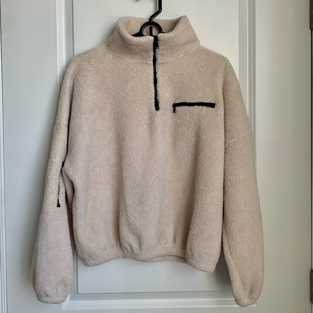 Express One Eleven Sherpa pullover